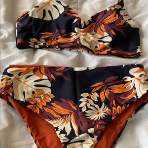 Reversible Hawaiian high hip bikini!